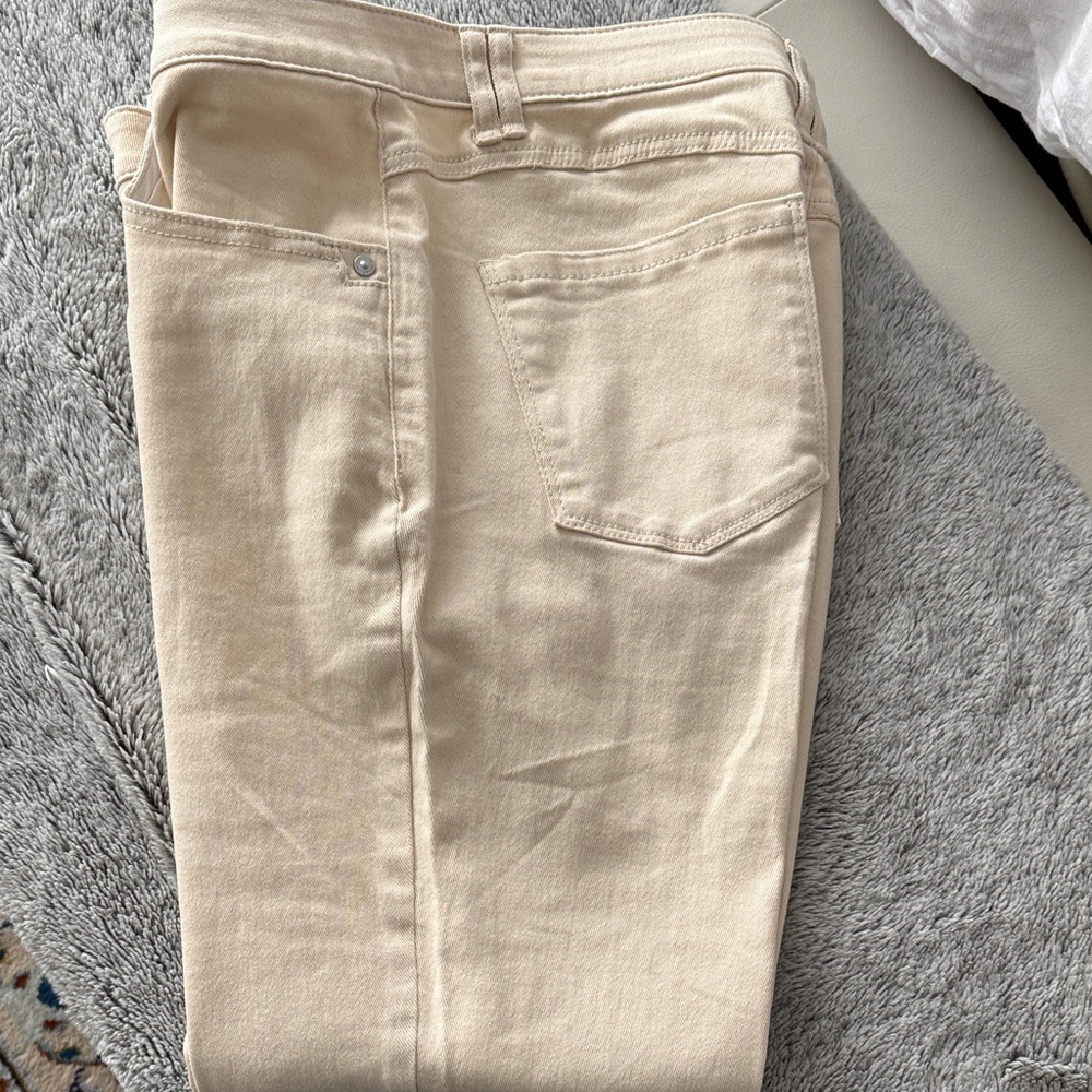 Wit & Wisdom Women's Boot Cut Jeans in Cream